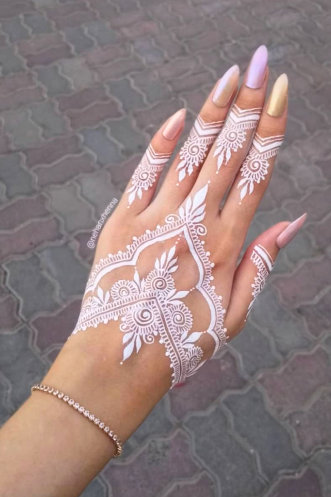 Stunning White Henna Designs 2026: Elegant Trends You’ll Absolutely Love White Henna Design