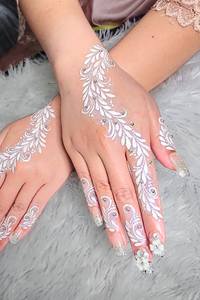 Stunning White Henna Designs 2026: Elegant Trends You’ll Absolutely Love Fusion and Fantasy Designs
