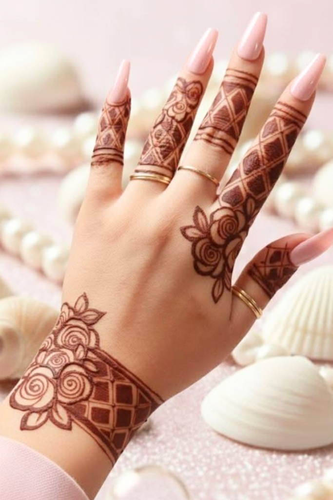 indo arabic fusion aesthetic mehndi design 