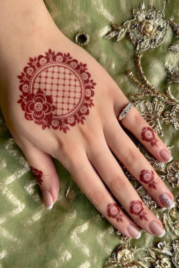 pakistani aesthetic mehndi design 