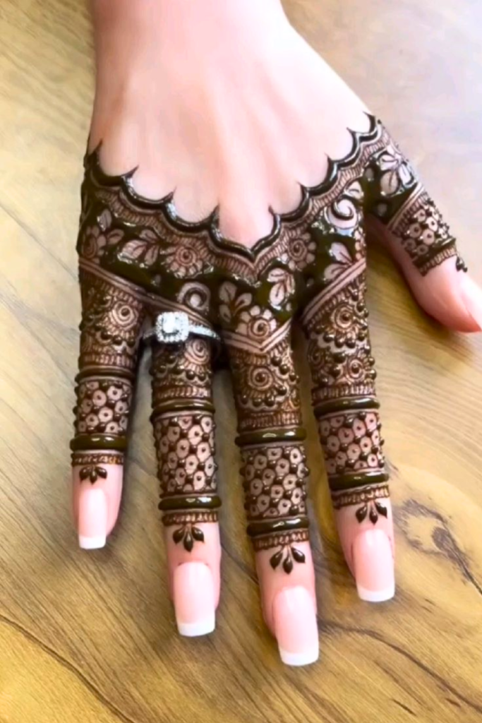 bridal finger mehndi design 