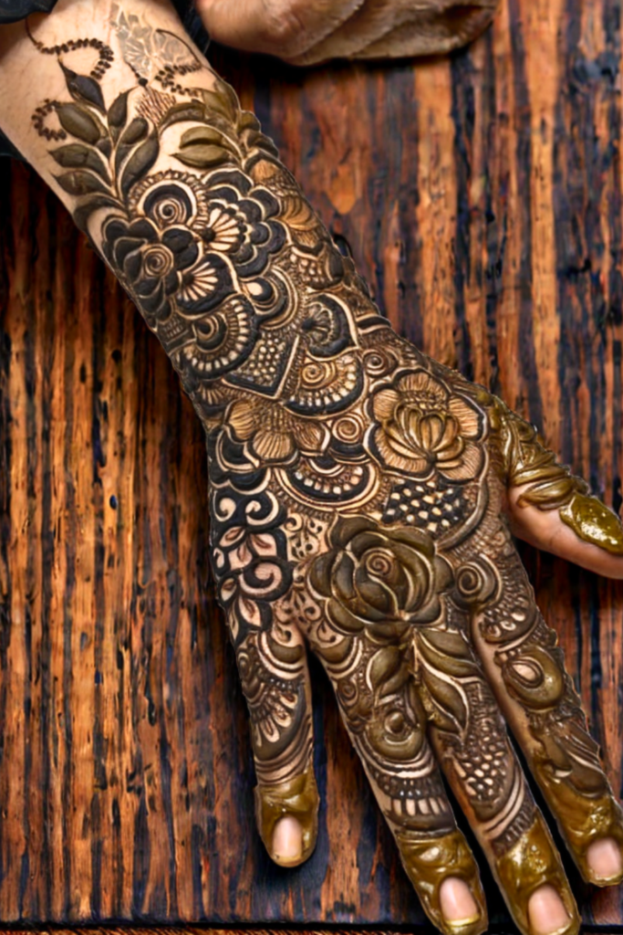 contemporary backhand mehndi design