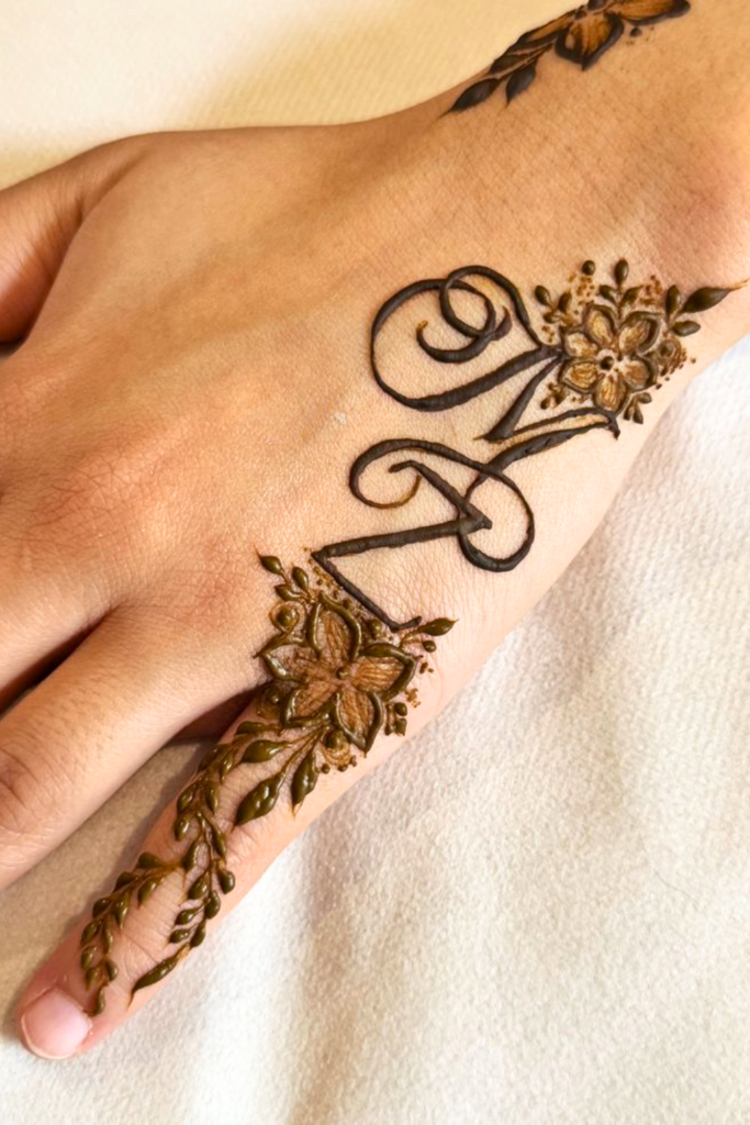 floral name mehndi 
