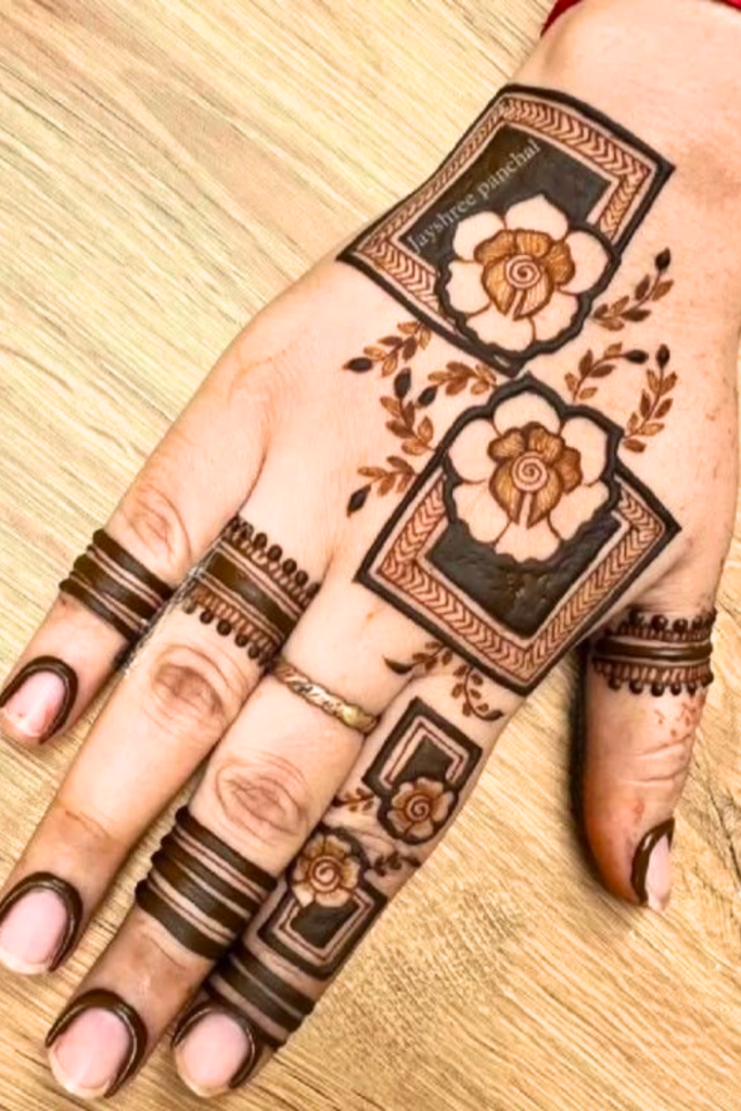 flower arabic mehndi deisgn