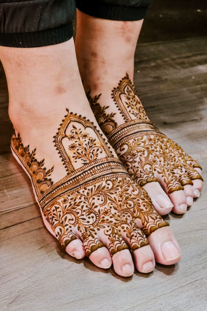 foot bridal mehndi design