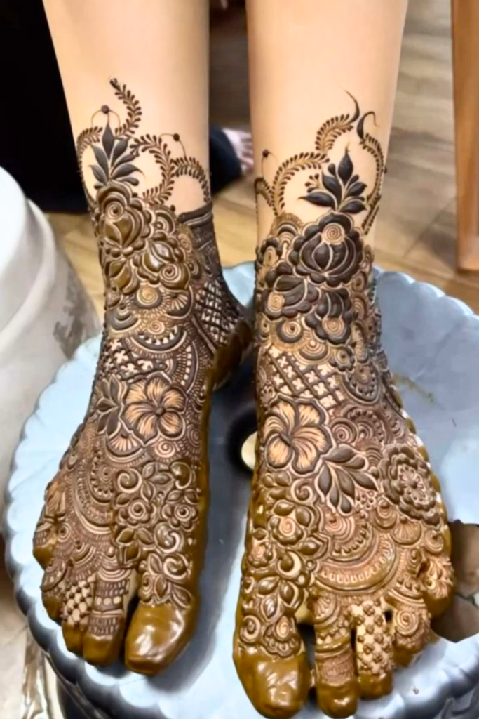 foot bridal mehndi design 