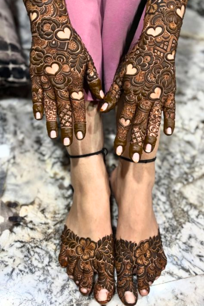 hand and foot bridal mehndi design 