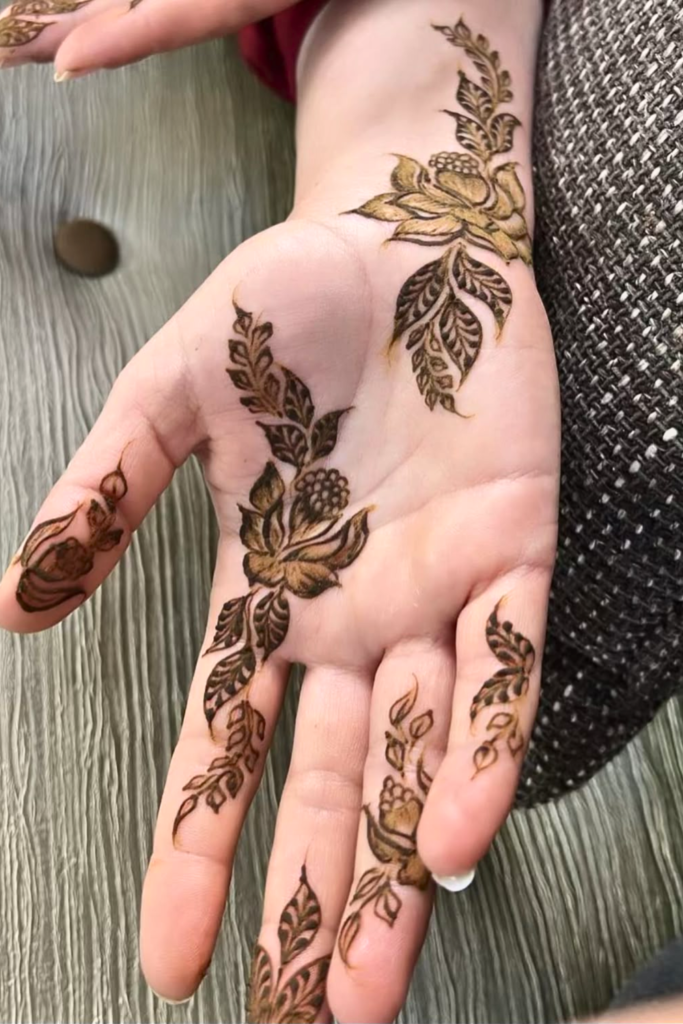 minimal dubai mehndi 