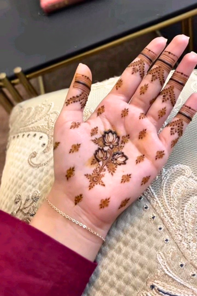 pakistani fronthand mehndi