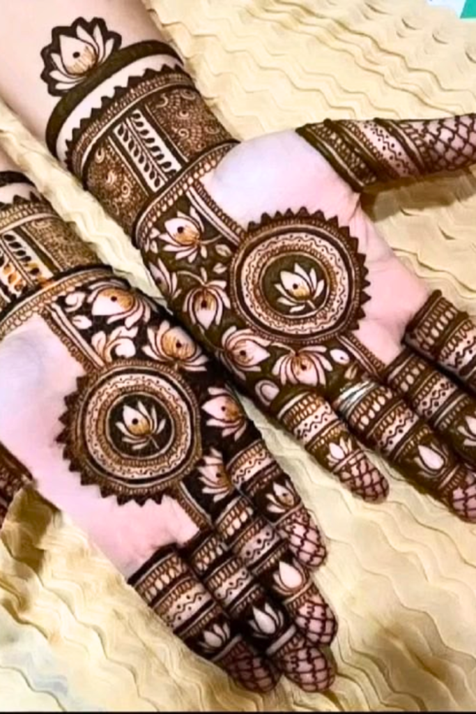 traditional pakistani mehndi design