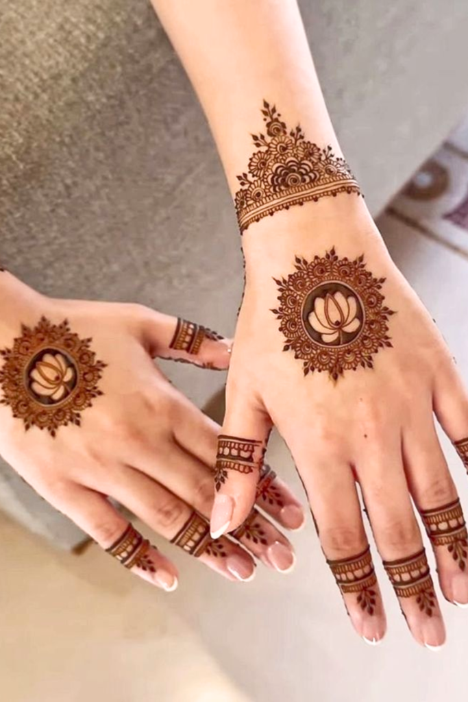 vine and leaf tikki mehndi design 